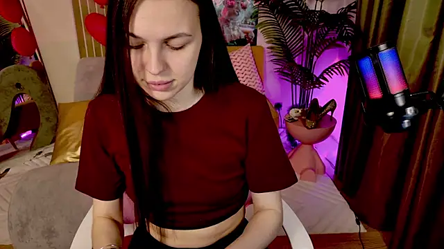 Snapshot of MaxinCarroll chatting on April 23, 2026, 12:29 pm MaxinCarroll online show from April 23, 2026, 12:29 pm