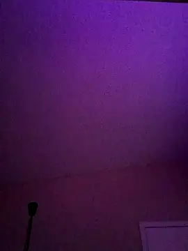  Ramone666 online show from October 18, 2025, 5:42 am