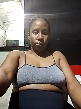 Snapshot of vayolletd chatting on December 19, 2025, 12:36 am vayolletd online show from December 19, 2025, 12:36 am