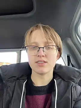 Lassie Cassie online show from March 17, 2026, 6:11 pm