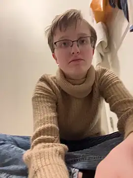 Lassie Cassie online show from December 22, 2025, 5:07 am