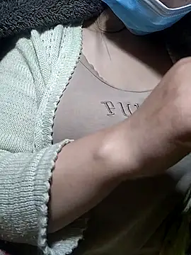 neko-nancy online show from December 18, 2025, 3:22 am