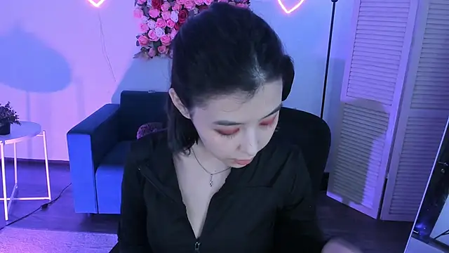 SirenMystiq online show from May 3, 2026, 7:17 pm
