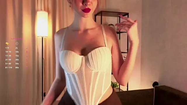 VelvetZephra online show from July 26, 2026, 7:48 am