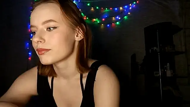 deep eyes online show from December 22, 2025, 1:22 pm