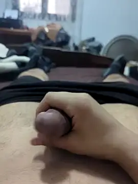 Snapshot of Abo_Zzaab chatting on December 15, 2025, 11:49 am Abo Zzaab online show from December 15, 2025, 11:49 am