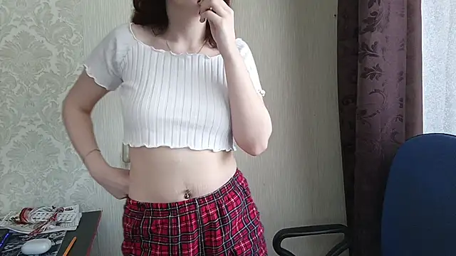 IleanaPishko online show from March 19, 2026, 10:15 am