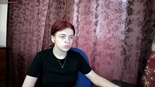 IleanaPishko online show from February 7, 2026, 9:39 am