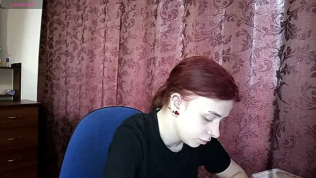 IleanaPishko online show from February 12, 2026, 10:04 am