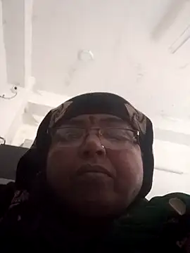 anjali gupta0 online show from February 20, 2026, 4:09 pm