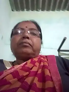 anjali gupta0 online show from February 19, 2026, 4:04 pm