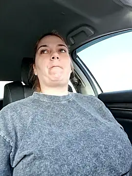 Snapshot of Aria423 chatting on April 7, 2026, 11:56 am Aria423 online show from April 7, 2026, 11:56 am