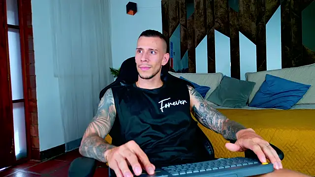 J king   online show from August 3, 2026, 8:48 pm