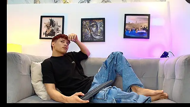 YOUNG GUYS1 online show from June 16, 2026, 7:41 am