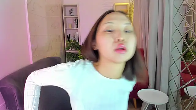 Snapshot of AngellaSoftt chatting on December 15, 2025, 1:50 pm AngellaSoftt online show from December 15, 2025, 1:50 pm