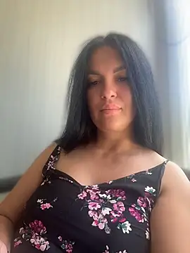 Snapshot of MeganBlueq chatting on June 23, 2026, 9:51 am MeganBlueq online show from June 23, 2026, 9:51 am