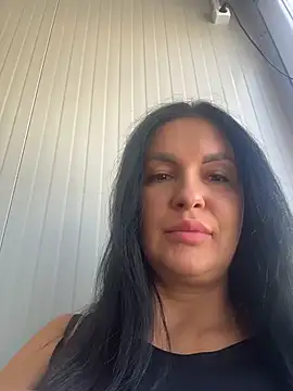 Snapshot of MeganBlueq chatting on July 29, 2026, 8:35 am MeganBlueq online show from July 29, 2026, 8:35 am