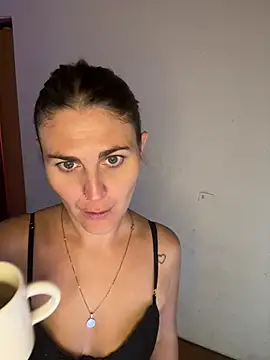 Snapshot of rubia_culonaa chatting on March 18, 2026, 5:58 pm rubia culonaa online show from March 18, 2026, 5:58 pm