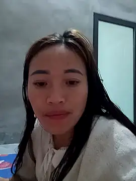 little-effy online show from February 1, 2026, 8:34 am