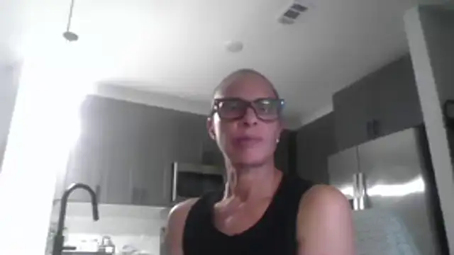 Snapshot of SolcitaBabyyy chatting on December 17, 2025, 2:38 am SolcitaBabyyy online show from December 17, 2025, 2:38 am