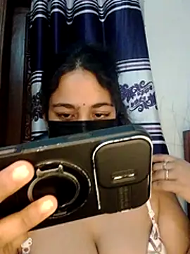 nosrat014 online show from July 3, 2026, 9:05 am