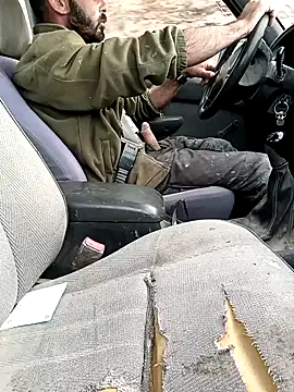 zouzounix online show from March 4, 2026, 1:41 pm