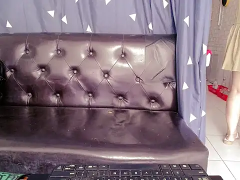 Minashow999 online show from December 16, 2025, 3:55 am