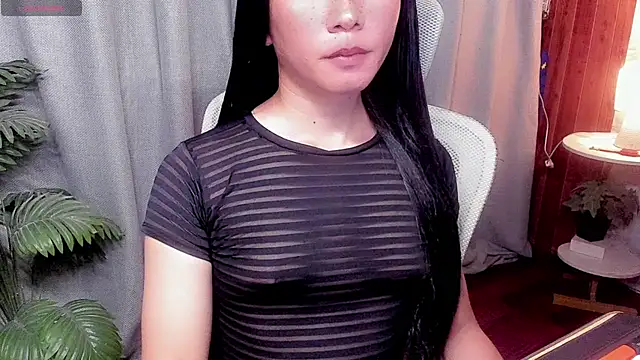 xSweet Gigi online show from May 6, 2026, 1:42 am