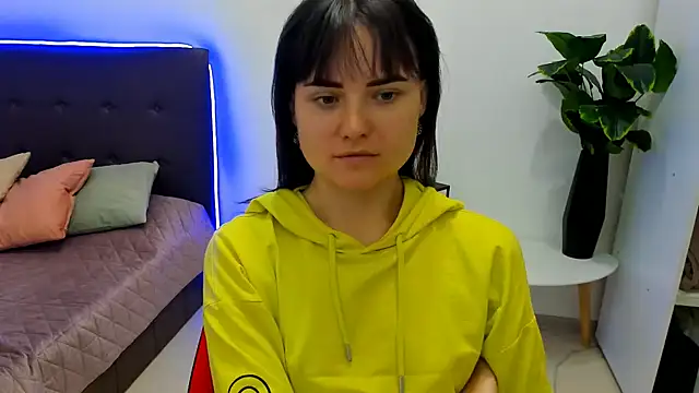 Jessy lil online show from March 19, 2026, 9:53 am