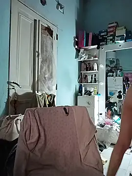 soylulita07 online show from February 19, 2026, 2:52 am