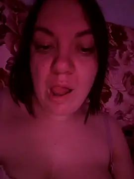 LimonLoveqw online show from March 19, 2026, 5:35 pm