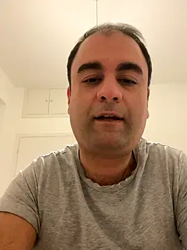 Snapshot of Viscfra chatting on December 13, 2025, 8:26 pm Viscfra online show from December 13, 2025, 8:26 pm