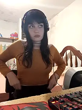 Snapshot of ladydark25 chatting on December 15, 2025, 2:06 am ladydark25 online show from December 15, 2025, 2:06 am