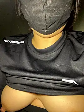 Snapshot of _3girl_ chatting on January 7, 2026, 3:28 pm 3girl online show from January 7, 2026, 3:28 pm