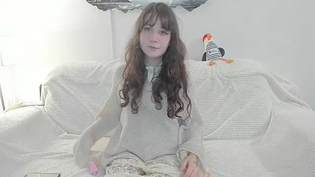 Snapshot of Moni_mira chatting on December 14, 2025, 5:18 pm Moni mira online show from December 14, 2025, 5:18 pm