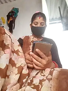 Snapshot of Aaisha_01 chatting on July 11, 2026, 11:10 am Aaisha 01 online show from July 11, 2026, 11:10 am