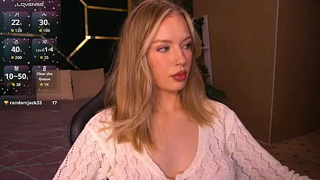 Snapshot of MollyyMayy chatting on May 9, 2026, 12:14 am MollyyMayy online show from May 9, 2026, 12:14 am