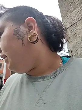 Snapshot of Divine_Pouvoir chatting on February 25, 2026, 8:08 pm Divine Pouvoir online show from February 25, 2026, 8:08 pm