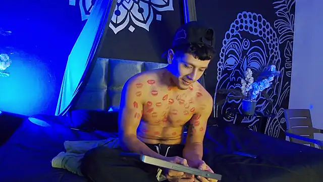 Snapshot of MagnusKnight_ chatting on March 26, 2026, 9:24 pm MagnusKnight online show from March 26, 2026, 9:24 pm