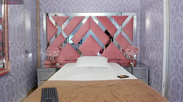 Sensual shannell online show from January 16, 2026, 10:03 pm