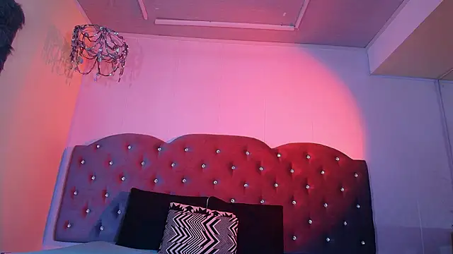 Snapshot of scarlett_venom_ chatting on March 18, 2026, 8:10 pm scarlett venom online show from March 18, 2026, 8:10 pm