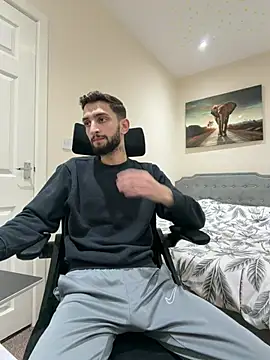 Snapshot of Juliann69Ramiro chatting on January 13, 2026, 11:03 am Juliann69Ramiro online show from January 13, 2026, 11:03 am