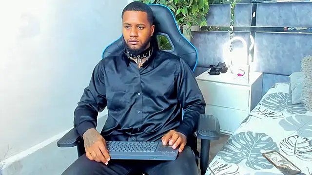 Snapshot of jay_jhonson01 chatting on March 26, 2026, 2:43 am jay jhonson01 online show from March 26, 2026, 2:43 am