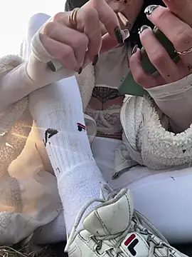 Snapshot of dein_traumchen chatting on March 7, 2026, 3:06 pm dein traumchen online show from March 7, 2026, 3:06 pm