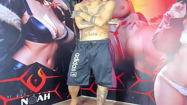 Snapshot of PrincessForHotBoys chatting on December 14, 2025, 2:40 am PrincessForHotBoys online show from December 14, 2025, 2:40 am