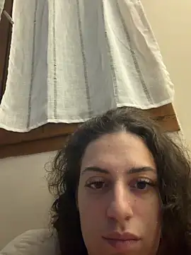 Snapshot of CoquineCharmeuse chatting on February 7, 2026, 1:13 am CoquineCharmeuse online show from February 7, 2026, 1:13 am