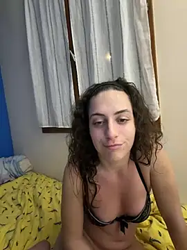 Snapshot of CoquineCharmeuse chatting on February 15, 2026, 10:52 pm CoquineCharmeuse online show from February 15, 2026, 10:52 pm