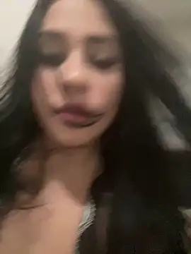 pudizinhaa  online show from February 5, 2026, 12:28 am