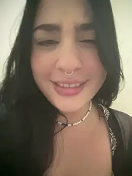 Snapshot of pudizinhaa_ chatting on December 17, 2025, 5:56 am pudizinhaa online show from December 17, 2025, 5:56 am