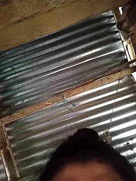 Snapshot of Rousse_uwu chatting on April 10, 2026, 6:15 pm Rousse uwu online show from April 10, 2026, 6:15 pm